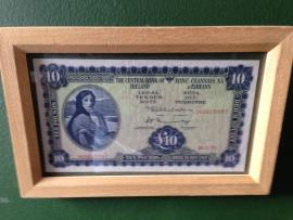 Framed Lady Lavery £10 note